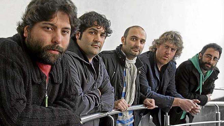 Los integrantes de Antònia Font, en el Teatre Principal de Palma.