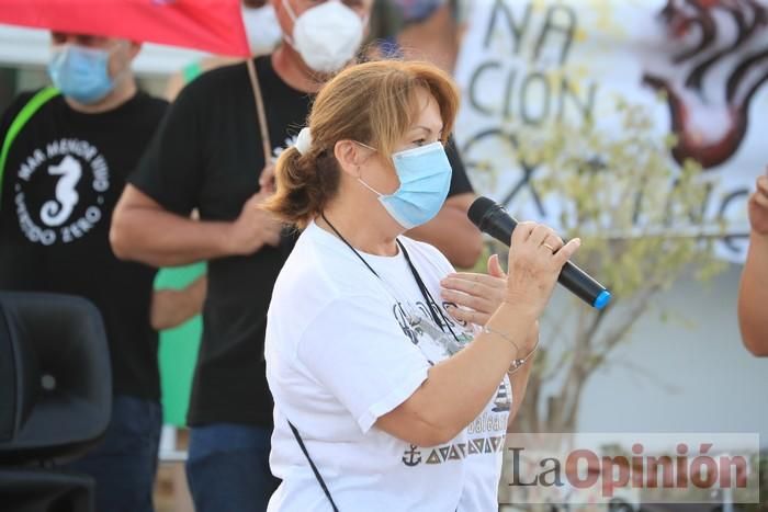 Protesta contra el estado del Mar Menor