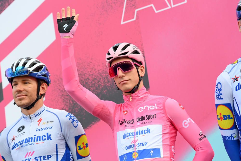 Las imágenes de la 16ª etapa del Giro de Italia.