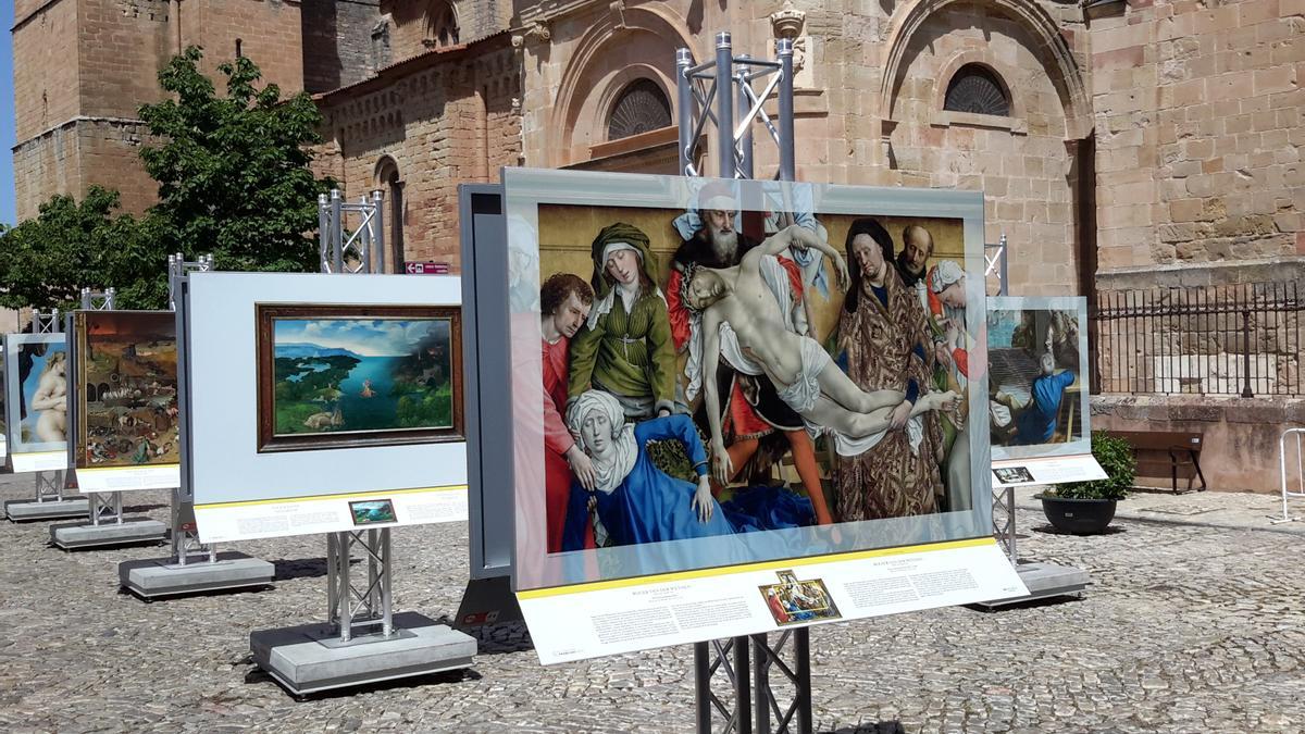 Las obras más emblemáticas del Museo del Prado, en las calles de Sigüenza