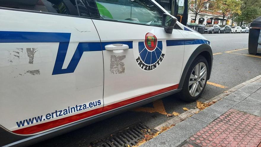 Menos ‘kale borroka’ y más delitos comunes: la seguridad y el papel de la Ertzaintza vuelven a la campaña vasca