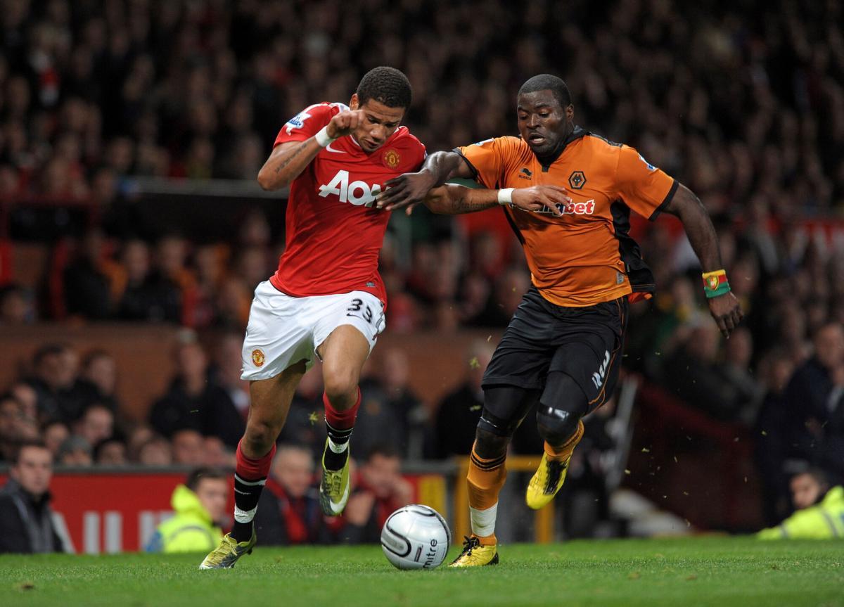 Bebé, con la camiseta del Manchester United en 2010.