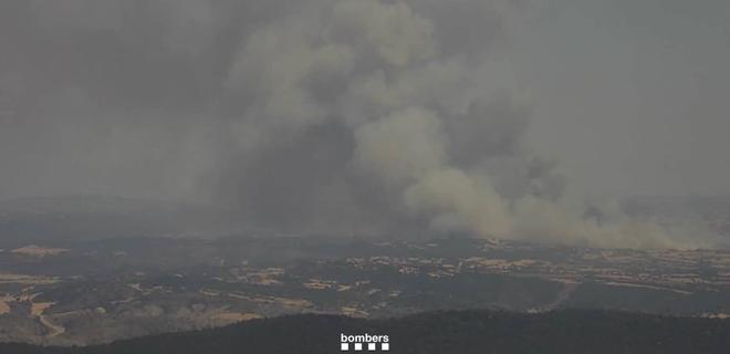 Incendios en Catalunya y resto de España hoy, en directo: última hora de los fuegos activos en La Bisbal, Anoia, Sentmenat y Perpinyà