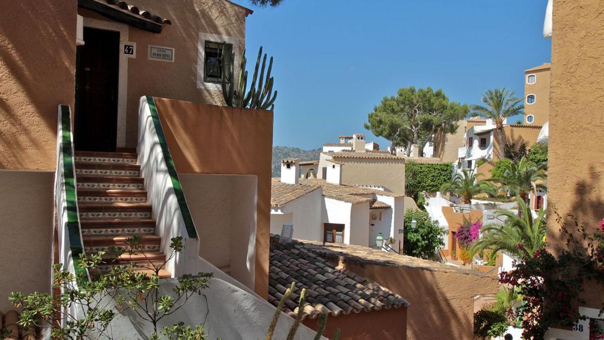 In der Cala Fornells nahe Peguera gibt es zahlreiche Ferienhäuser und -wohnungen.