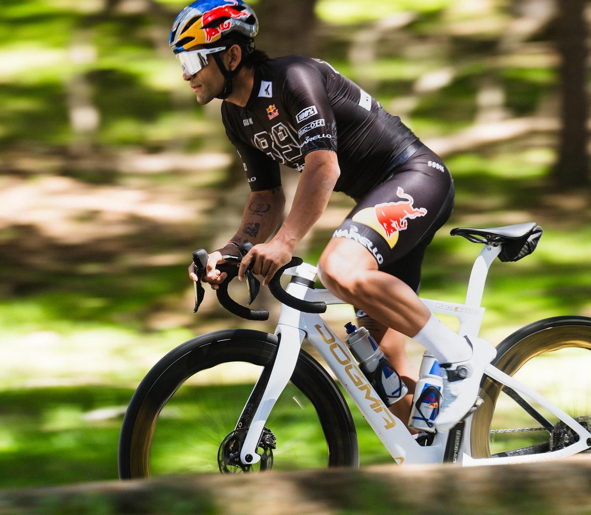 Jorge Martín, en su bicicleta Piranello personalizada.