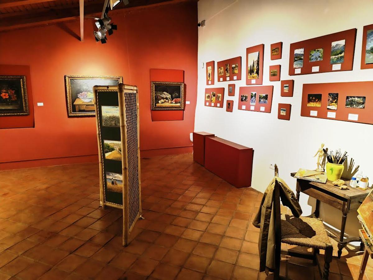 Algunas de las obras expuestas en la sala que el MUMA dedica a la doble donación de Ausina.