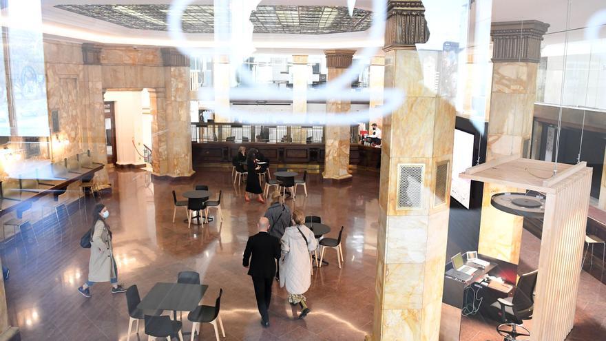 Abre en el antiguo edificio del Banco Pastor Work Café A Coruña, un nuevo modelo de oficina bancaria