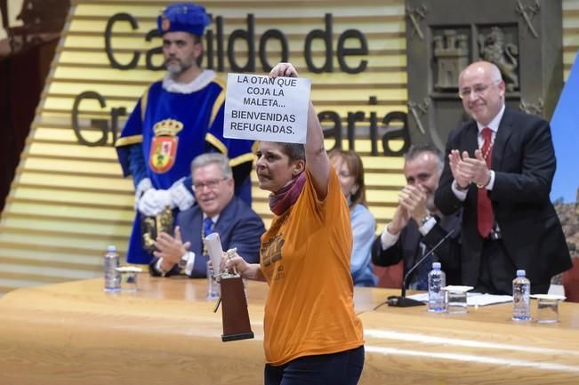 Entrega de Honores y Distinciones del Cabildo de ...