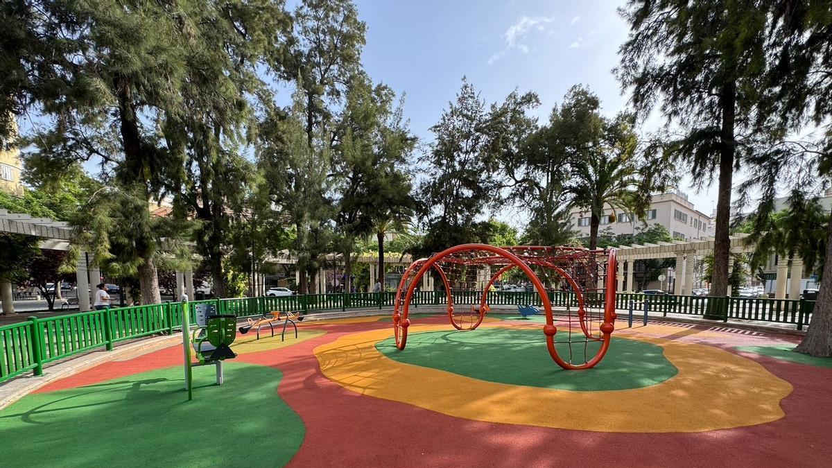 Parque de la plaza García i Orell  tras finalizar la remodelación integral.