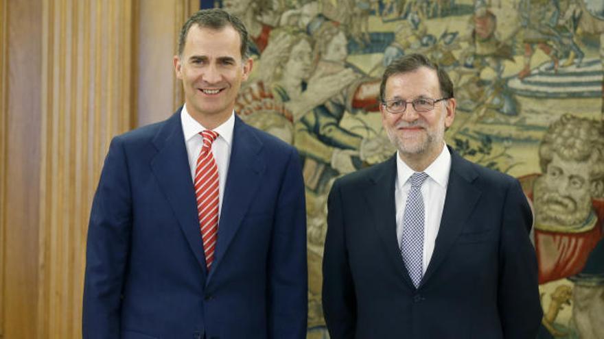 Felipe VI recibe a Rajoy en Zarzuela
