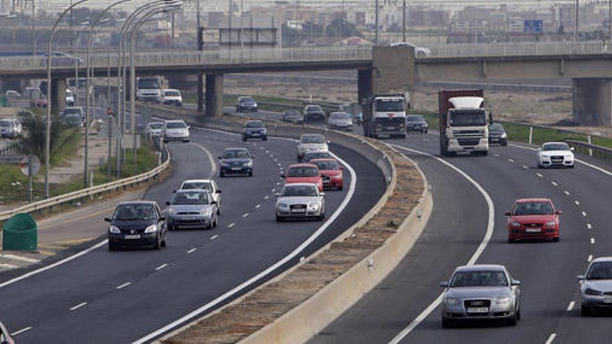 Normalidad en las carreteras en el retorno del Puente