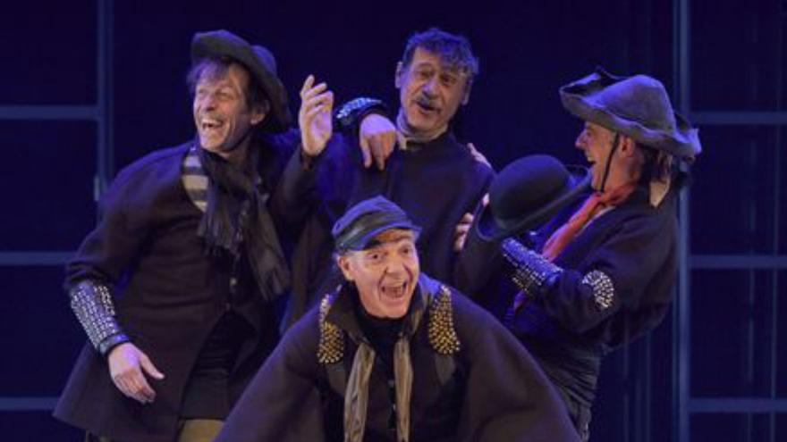 "Los cuernos de don Friolera", última obra del año del Niemeyer