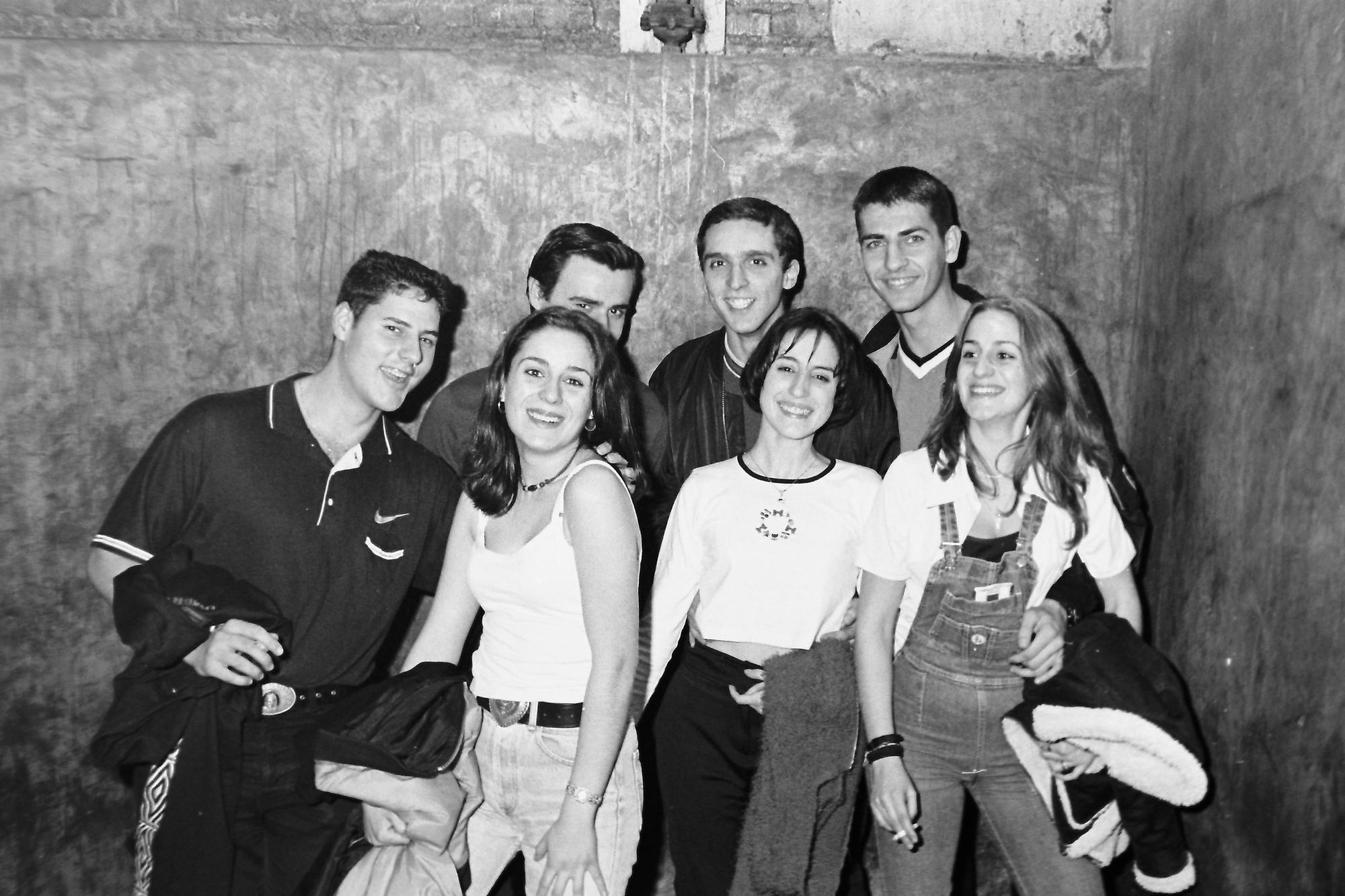 Las fotos de las noches de KU Manises en los 90