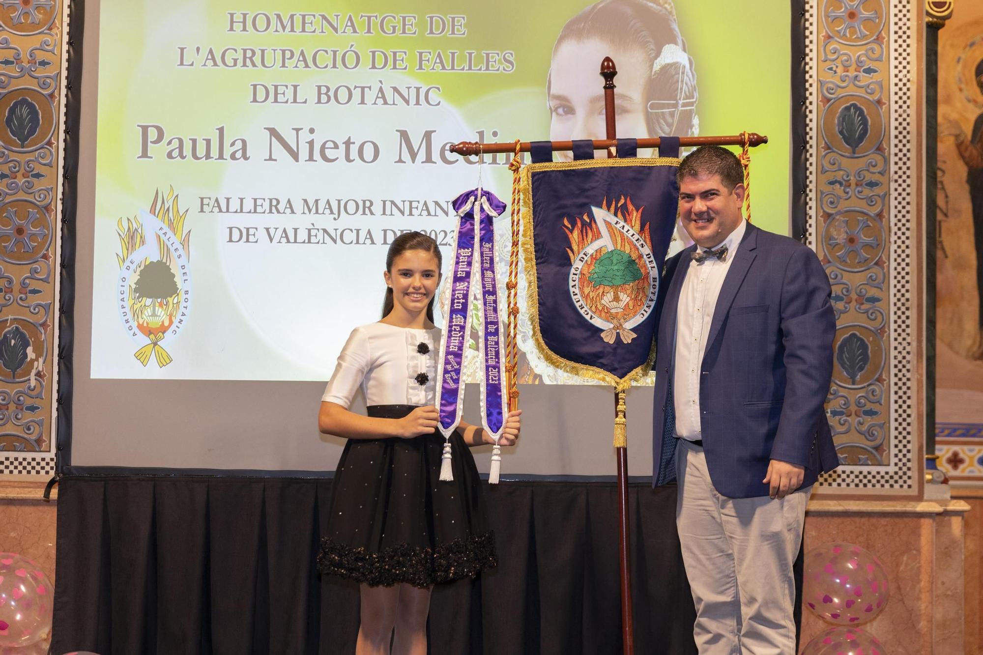 La fiesta más feliz de Paula Nieto en la Agrupación del Botànic