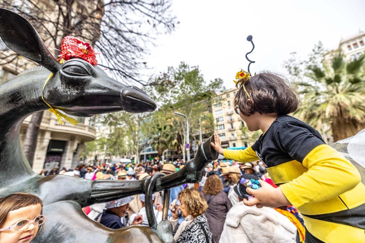 Nueva edición del Paseo con Sombrero por Barcelona