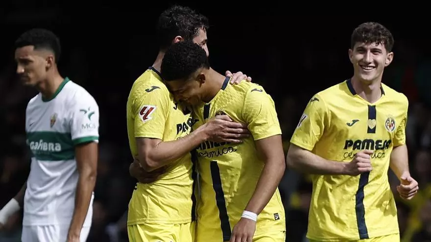 Mouriño dobla la ventaja del Villarreal ante el Elche