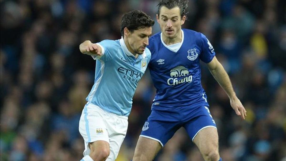 Jesús Navas confía en las opciones del Manchester City en Champions