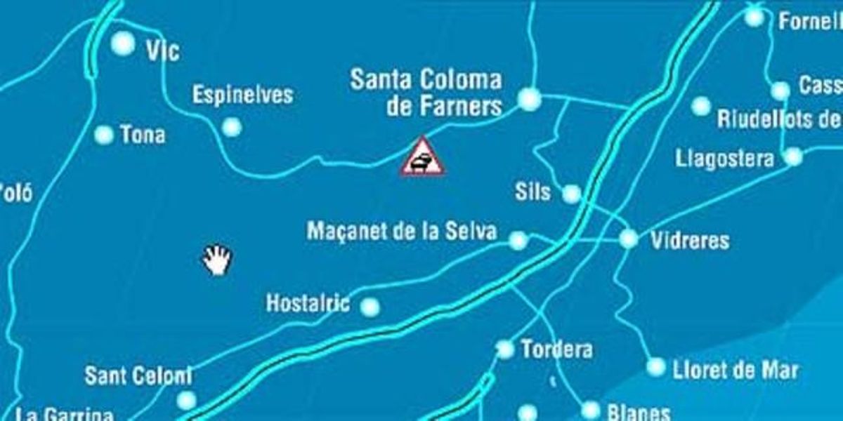 Mapa del Servei Català del Trànsit exposat a la seva web a les 21.40 hores i on s’indica el lloc de l’incendi del camió i la retenció.