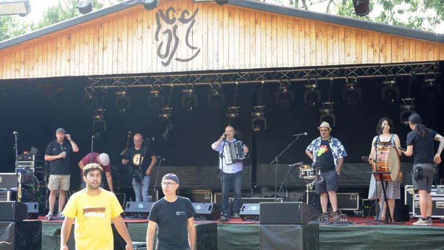 Pruebas de sonido en uno de los conciertos del festival.   | // BERNABÉ / JAVIER LALÍN