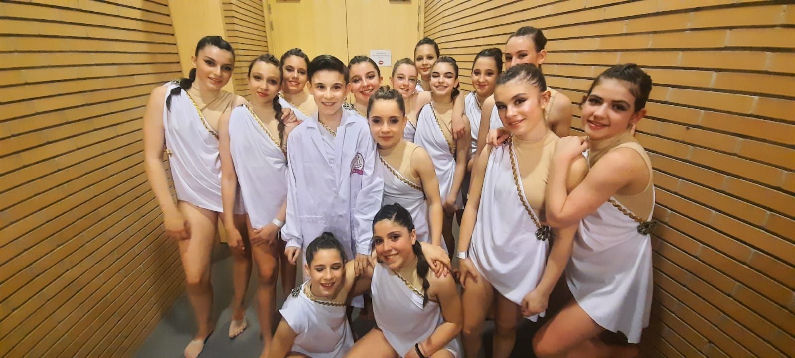 Éxito de la academia "Candelarte" de Lugones en el campeonato de baile celebrado en Burgos