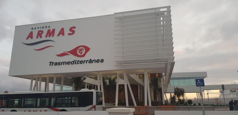 Nueva terminal del grupo Armas Trasmediterránea.