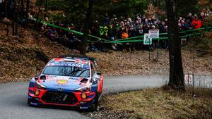 Gap (France), 22/01/2020.- Ott Tanak of Estonia drives his Hyundai i20 Coupe WRC during the shakedown of the Rally Monte Carlo 2020 as part of the World Rally Championship (WRC) near Gap, France, 22 January 2020. (Francia) EFE/EPA/ALESSANDRO GAROFALO