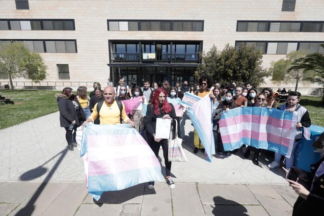 La UIB suspende por las protestas una conferencia sobre transexualidad