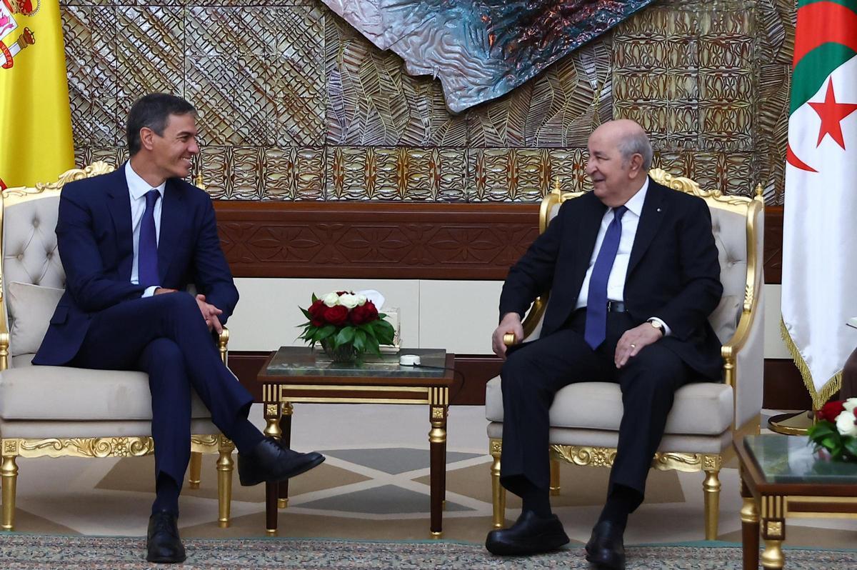 El presidente del Gobierno, Pedro Sánchez, y el presidente de Argelia, Abdelmadjid Tebboune, en Argel, Argelia, a 20 de julio de 2026.