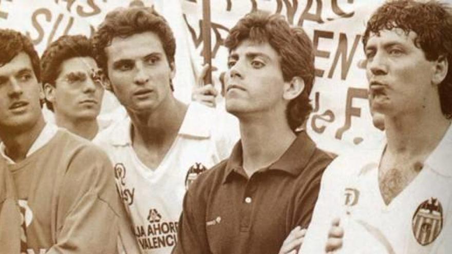 Jon García, Ferran Giner, Quique Sánchez Flores y Javier Subirats, en los festejos por el ascenso de 1987.