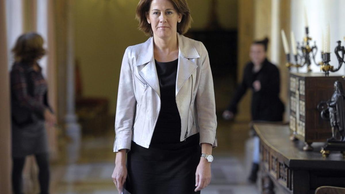 La presidenta del Gobierno navarro y de UPN, Yolanda Barcina, a su llegada al Palacio de Navarra, este lunes.