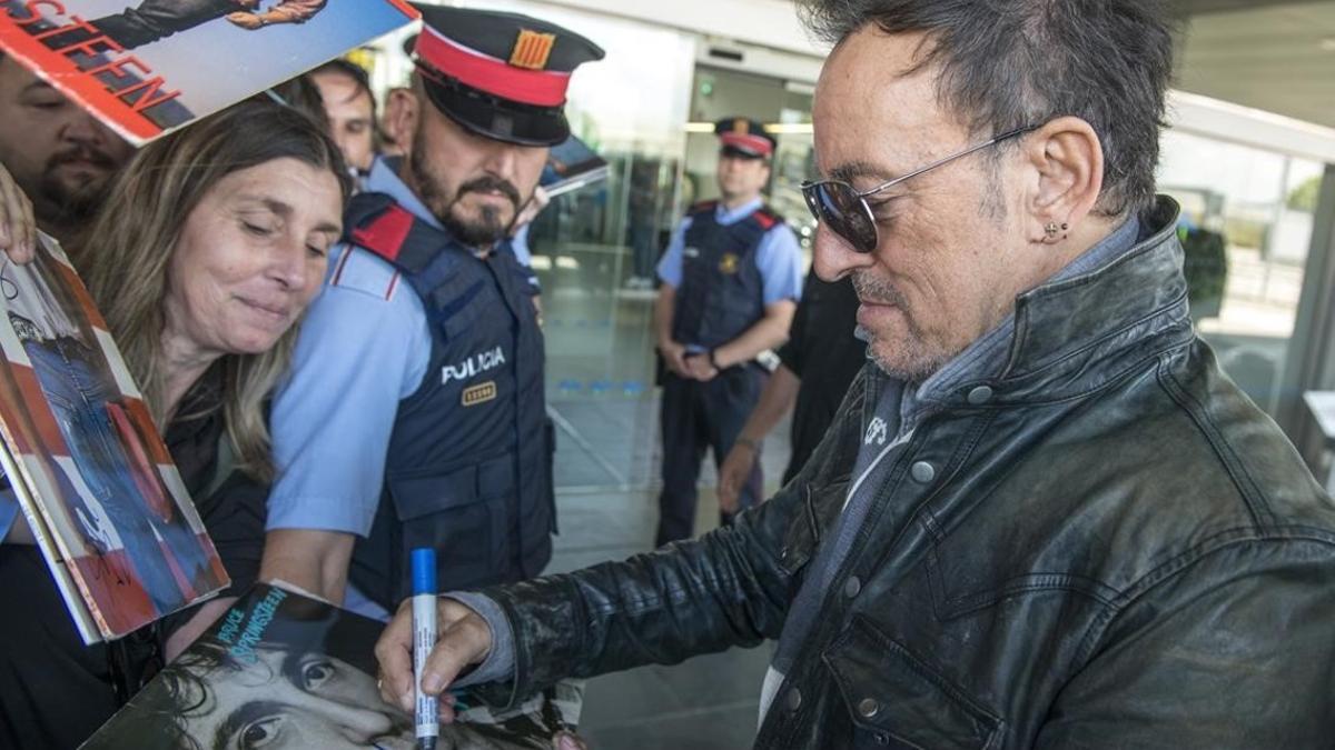 Bruce Springsteen  salida  aeropuerto