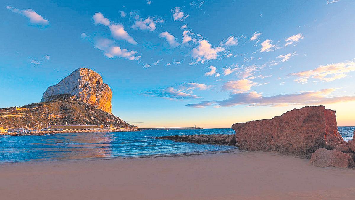 CALP. El Peñón de Ifach es uno de los símbolos más representativos de Calp.