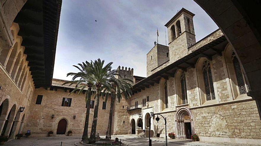 Patio del Palacio de La Almudaina.