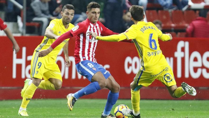 Rachid, en un partido del Sporting.