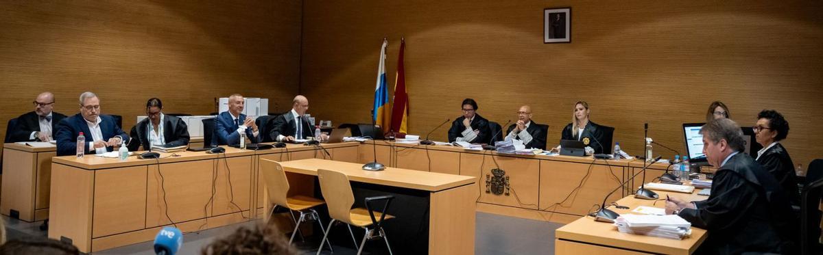 Primera jornada del juicio en la Sección Primera de la Audiencia Provincial de Las Palmas. | | EUROPA PRESS