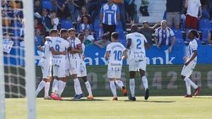 Los jugadores del Leganés celebran un gol en Butarque esta temporada