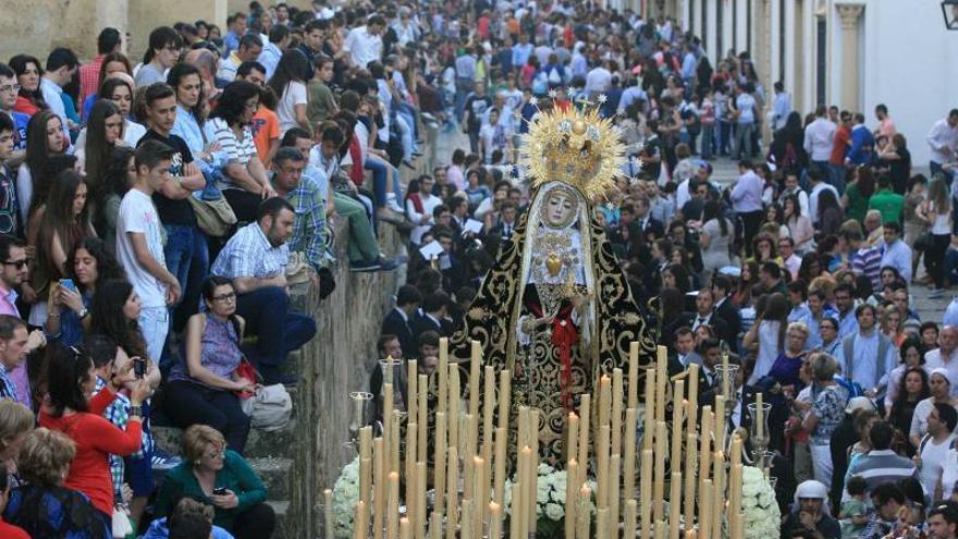 Un principio digno en una cofradía siempre digna