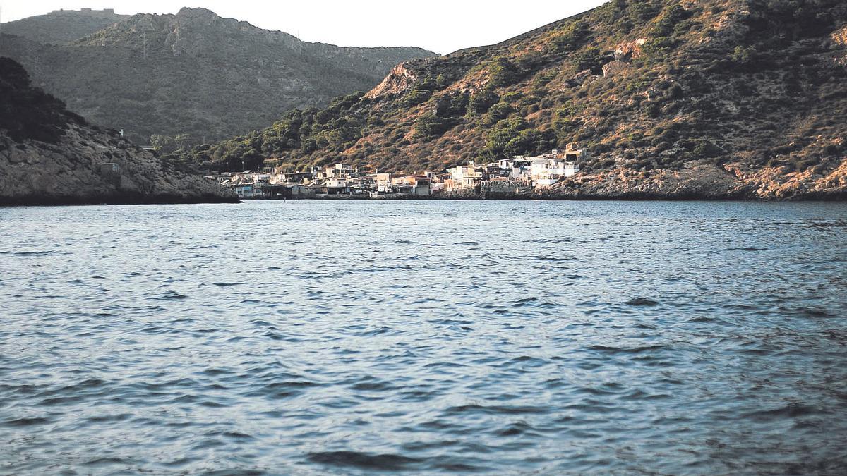 La Algameca desde el mar