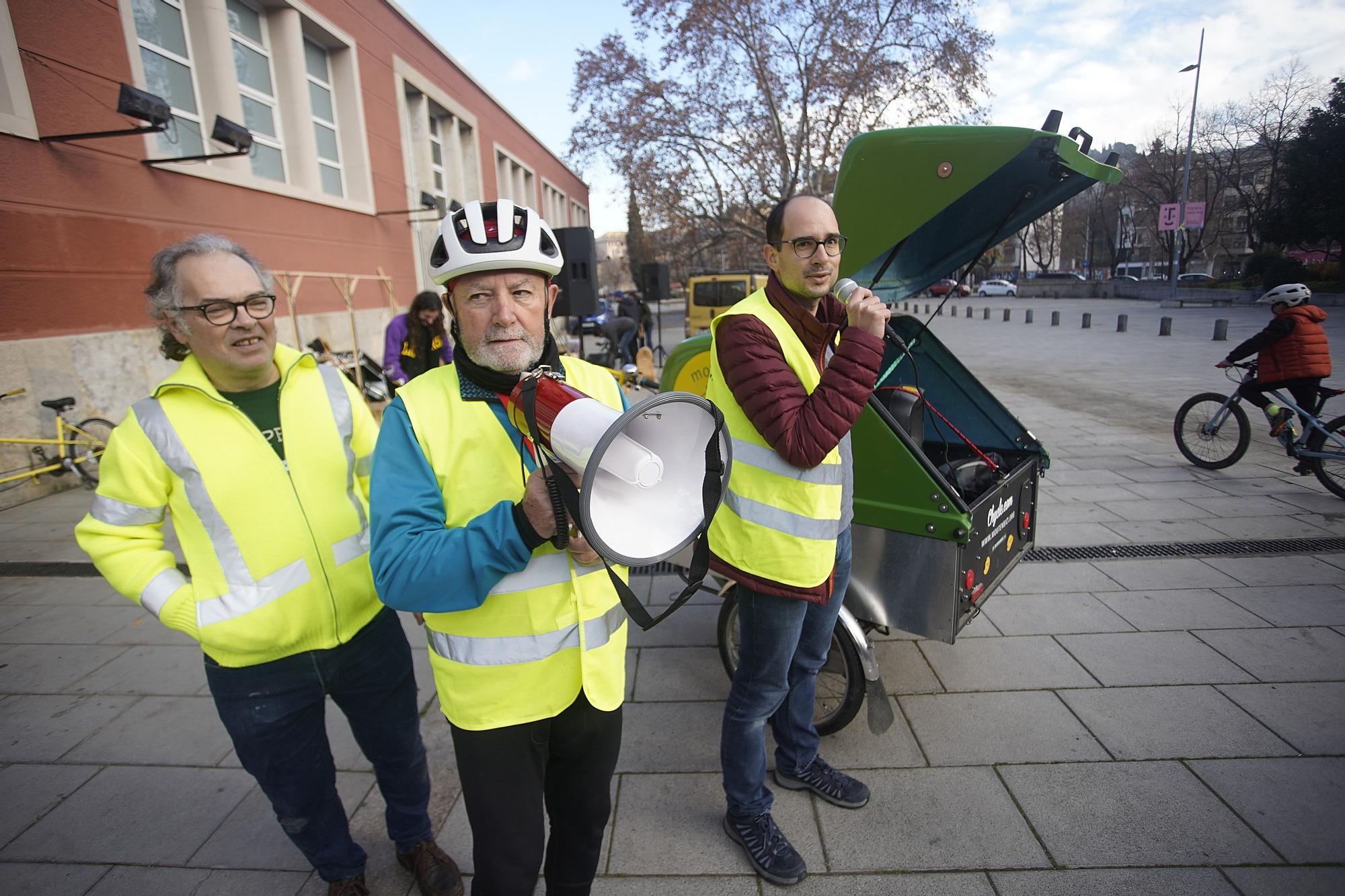 Mou-te en bici celebra la «Pedalada de Reis»