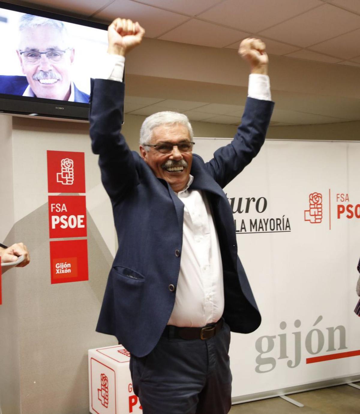 Floro, tras ganar las primarias socialistas.