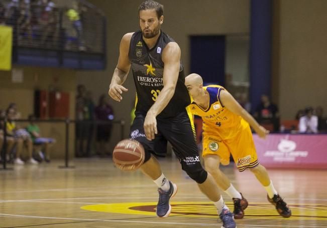 03/09/2016.DEPORTES .Partido de baloncesto amistoso entre el Iberostar Tenerife y el Herbalife Gran Canaria.