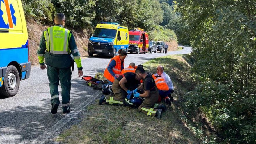 Fallece una mujer en A Veiga tras caer a un desnivel y llamar ella misma a emergencias