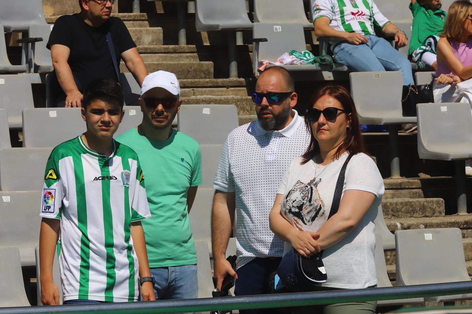 Las imágenes de los aficionados en el Córdoba CF-AD Ceuta CF