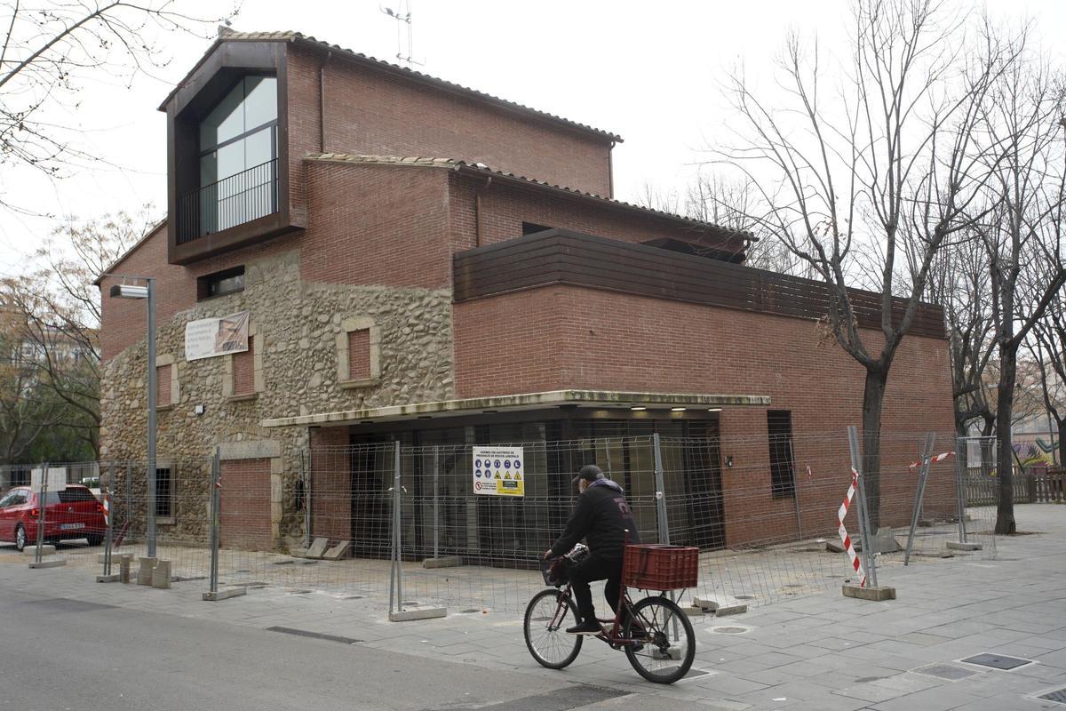 Les imatges de les obres d’adequació de la nova comissaria de Santa Eugènia