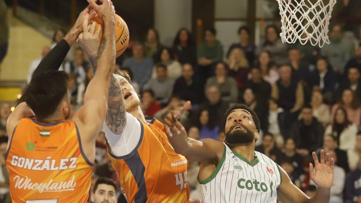 El Coto Córdoba pierde ante el Morón en su partido 100 de liga