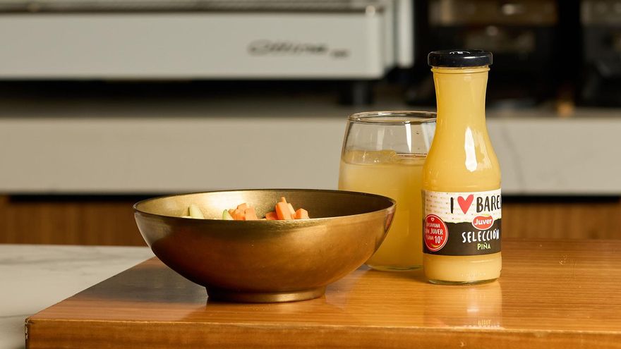 Juver reafirma su compromiso con la hostelería, combinando la tradición de sus recetas con la renovación constante de sus formatos y la exigencia de calidad que requiere cada servicio en barra.
