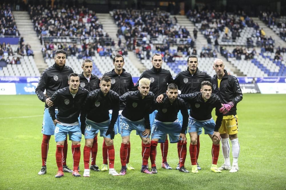 El partido entre el Real Oviedo y el Lugo, en imágenes