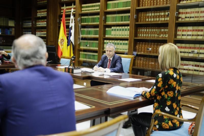 Reunión de Victor Torres presidente del gobierno de Canarias con el grupo político del PP   | 14/05/2020 | Fotógrafo: Delia Padrón