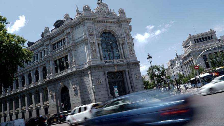 La deuda pública alcanza un importe récord en 2024 pero reduce su peso en el PIB hasta el 101,8% del PIB