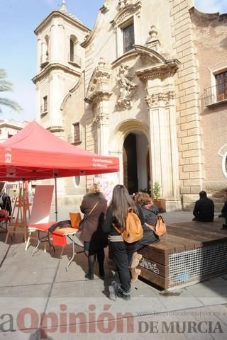 Pintores en la Plaza de Santa Eulalia